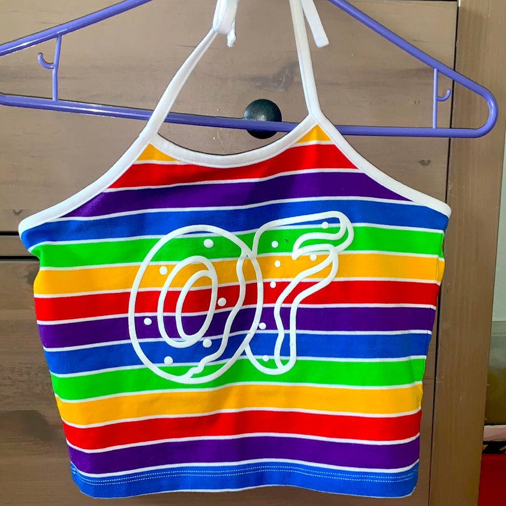 of brand rainbow top